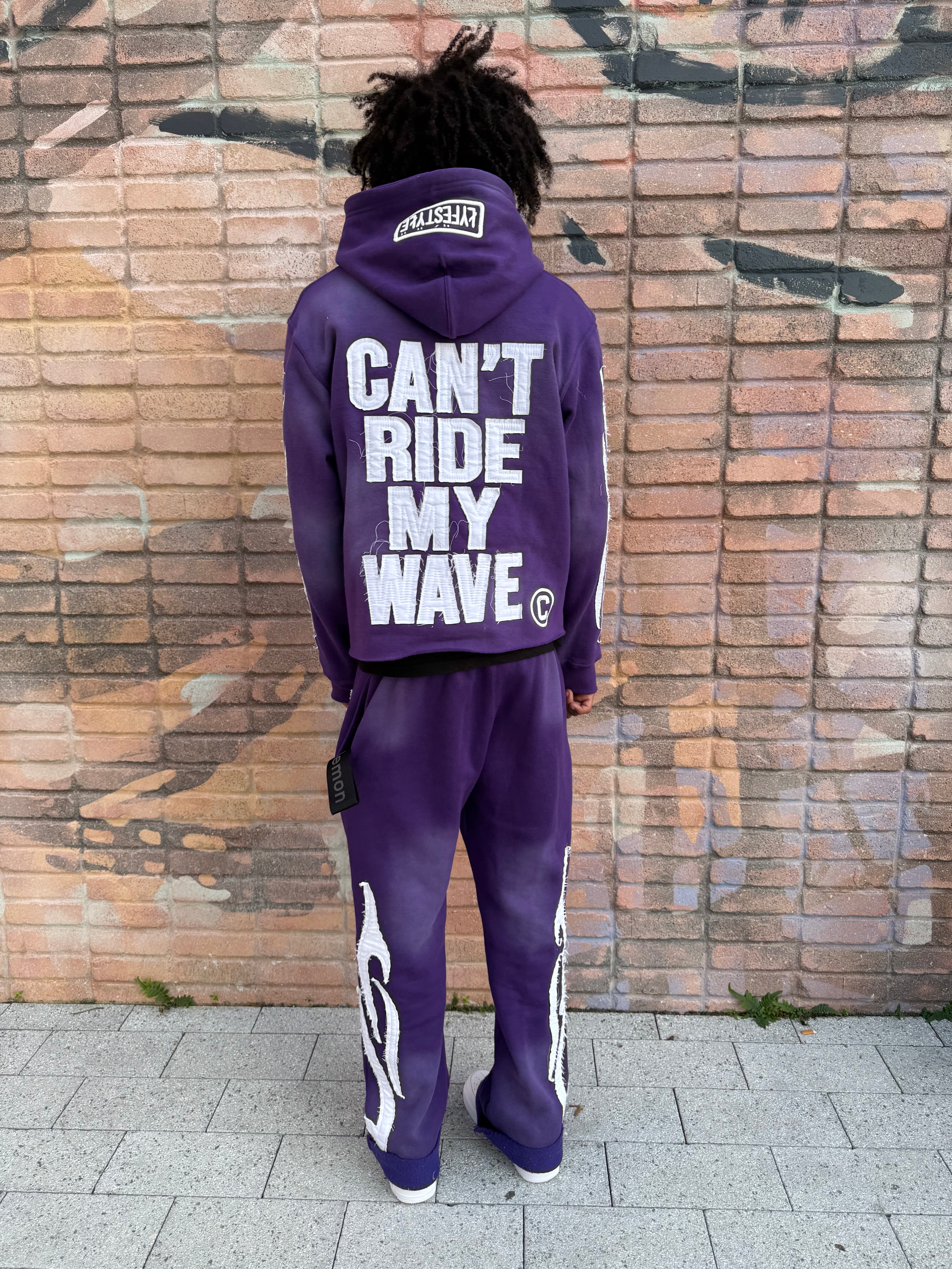 ĆBØ ŁŸFËSTŸŁË RAVEN HOODIE