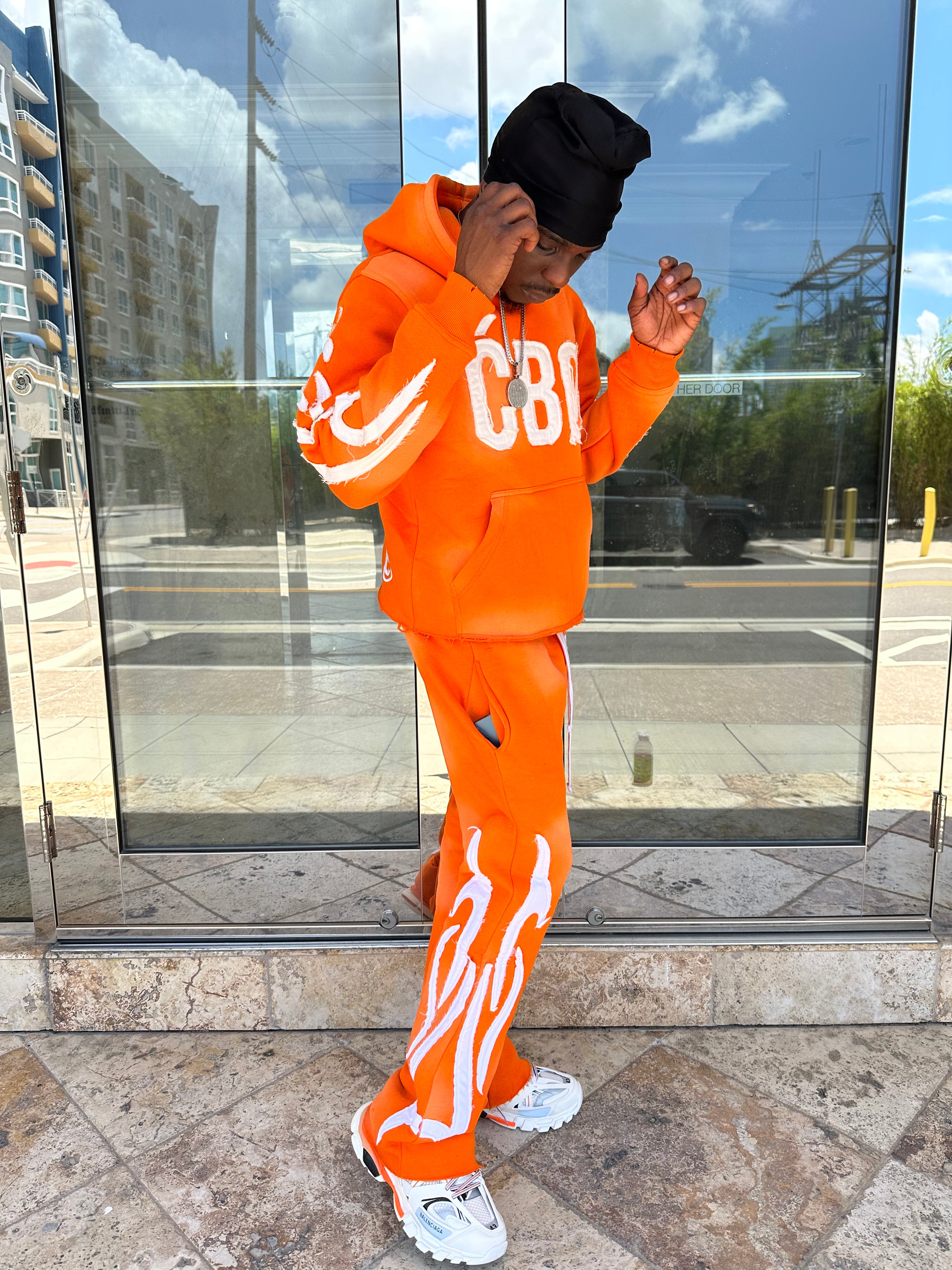 ĆBØ ŁŸFËSTŸŁË ORANGE HOODIE