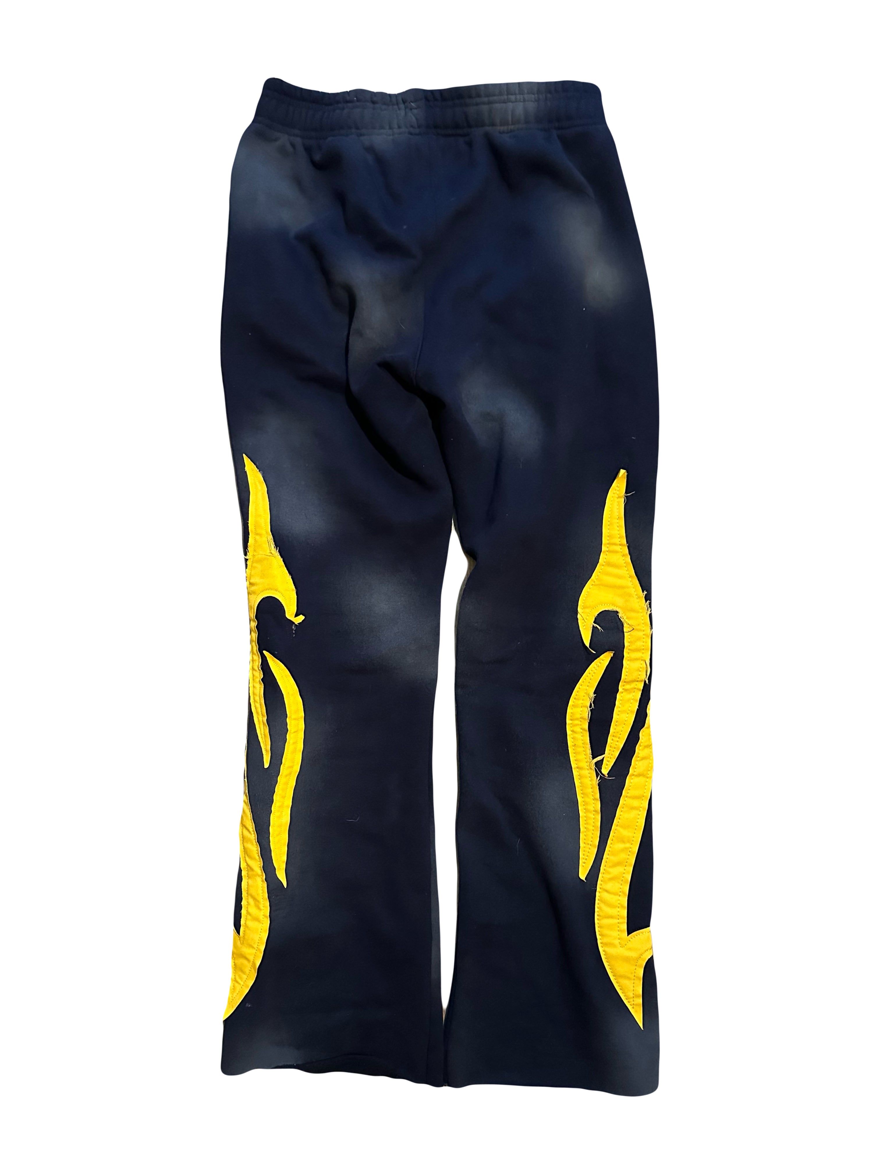 ĆBØ ŁŸFËSTŸŁË NAVY SWEATPANTS