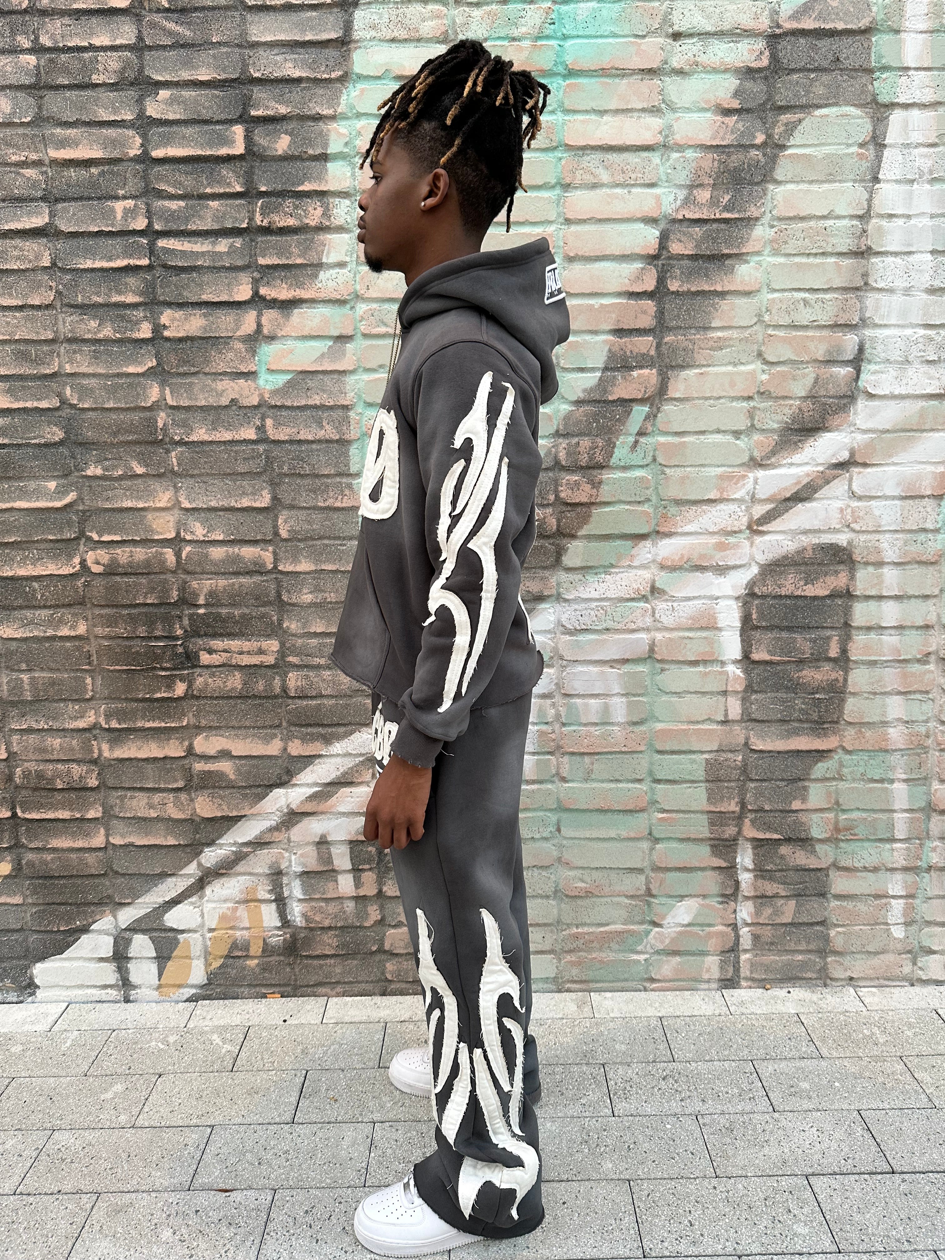 ĆBØ ŁŸFËSTŸŁË ASH GREY HOODIE