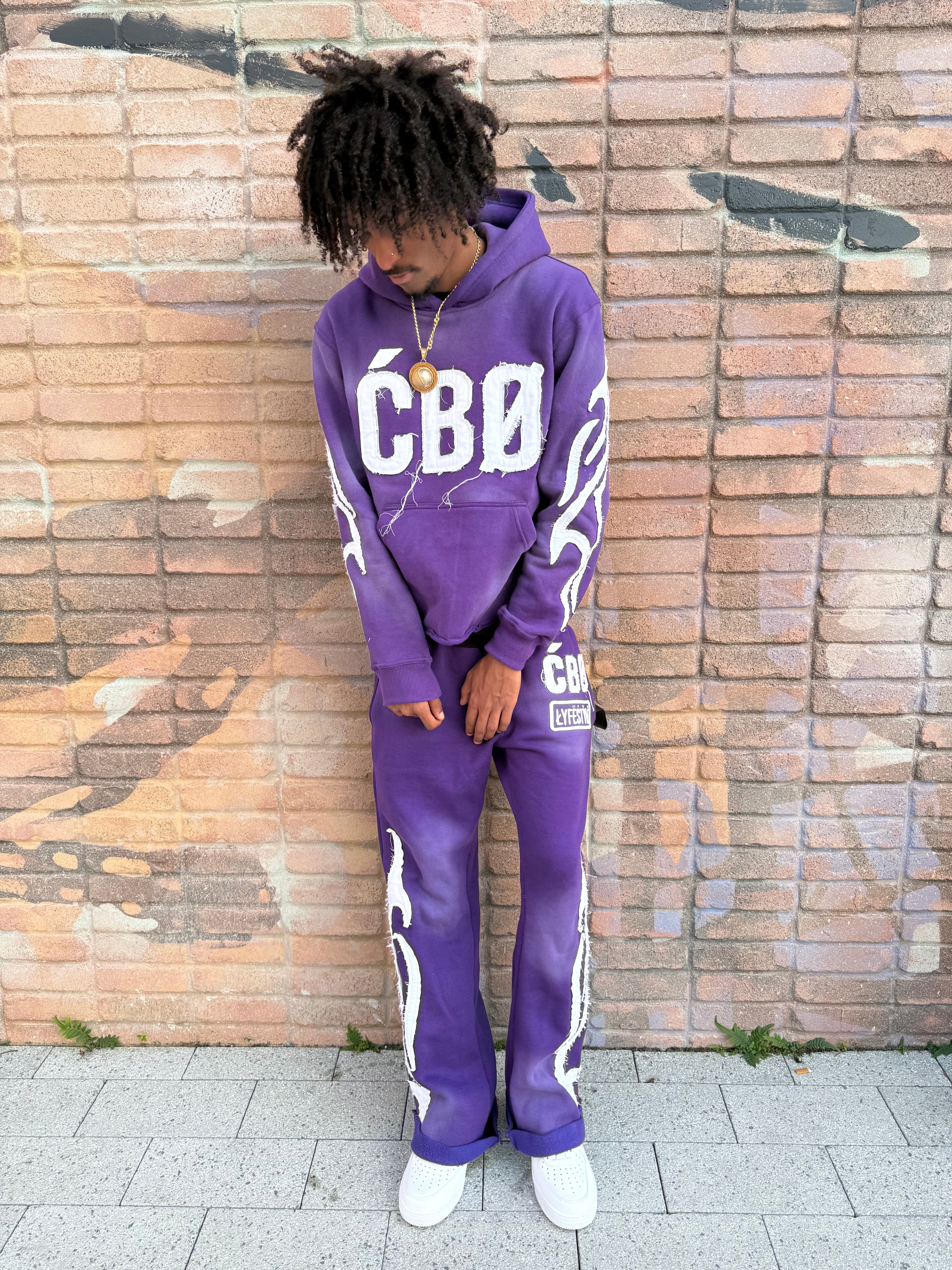 ĆBØ ŁŸFËSTŸŁË RAVEN SWEATPANTS