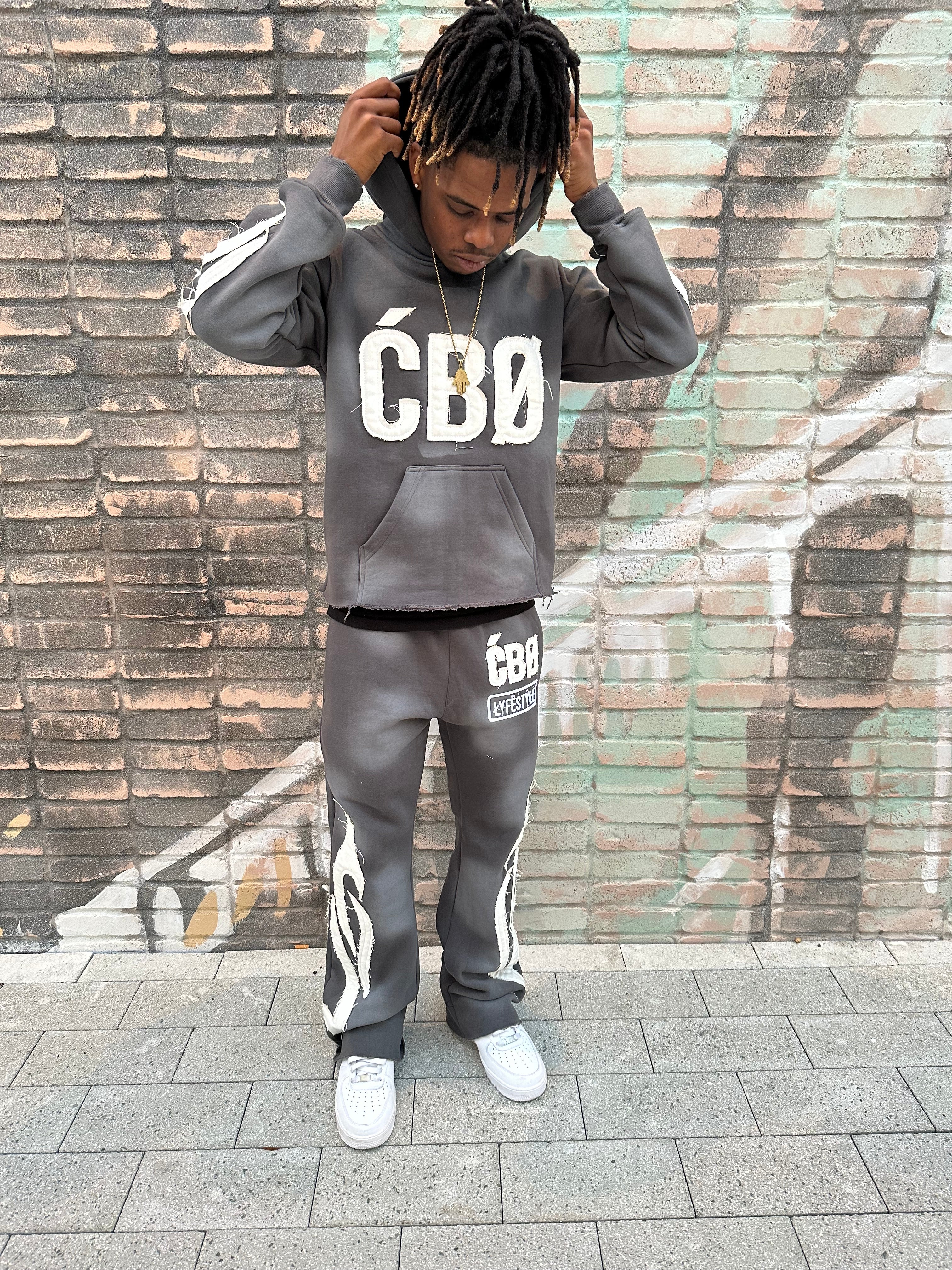 ĆBØ ŁŸFËSTŸŁË ASH GREY HOODIE