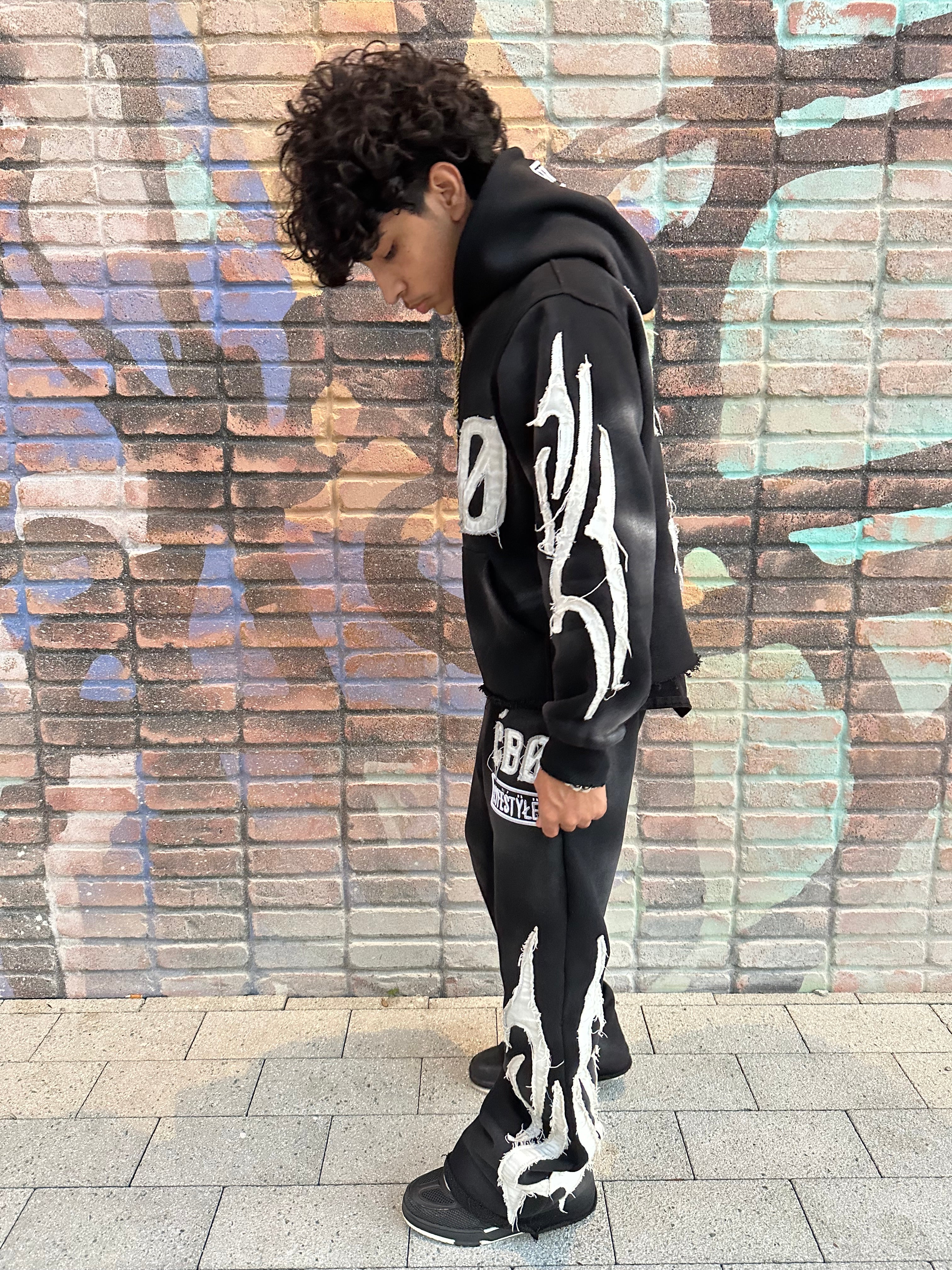 ĆBØ ŁŸFËSTŸŁË BLACK HOODIE